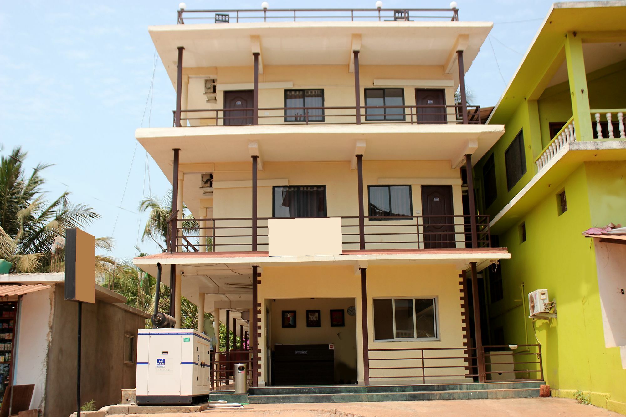 Fabexpress 29 Beach House, Morjim Beach Exteriér fotografie